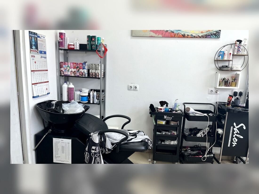 Salon Ioana Style work area